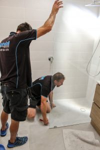 Frameless Screen Installation