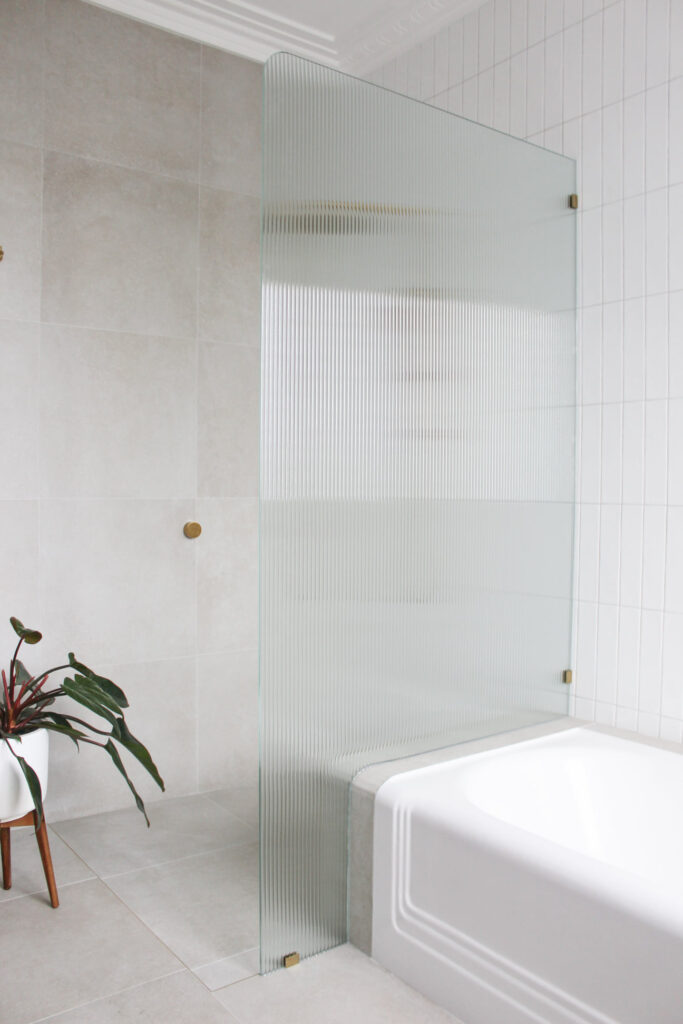 Curved Shower Screens